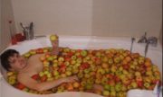 Apple bath