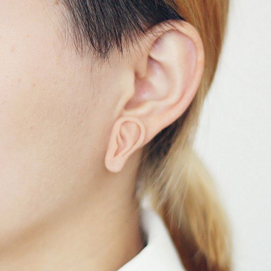 Ear earrings