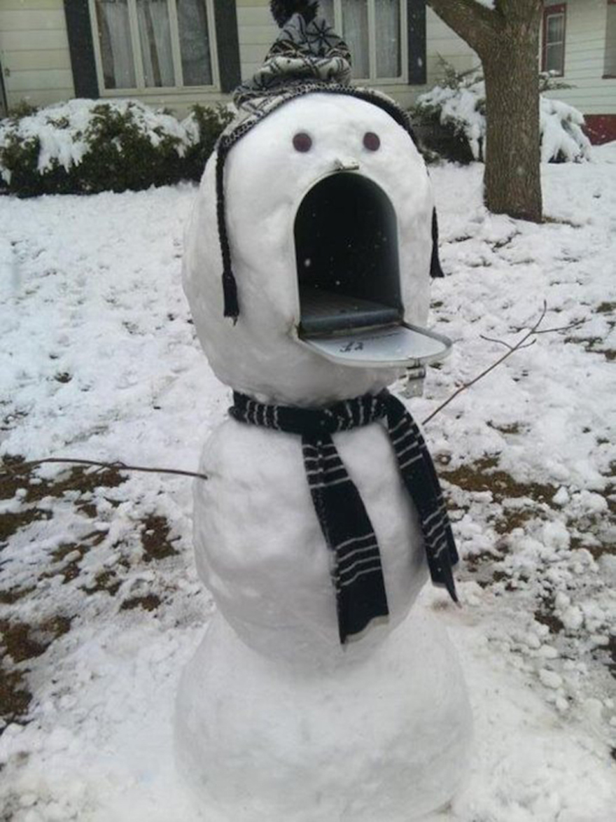 Mail box makes the perfect snowman